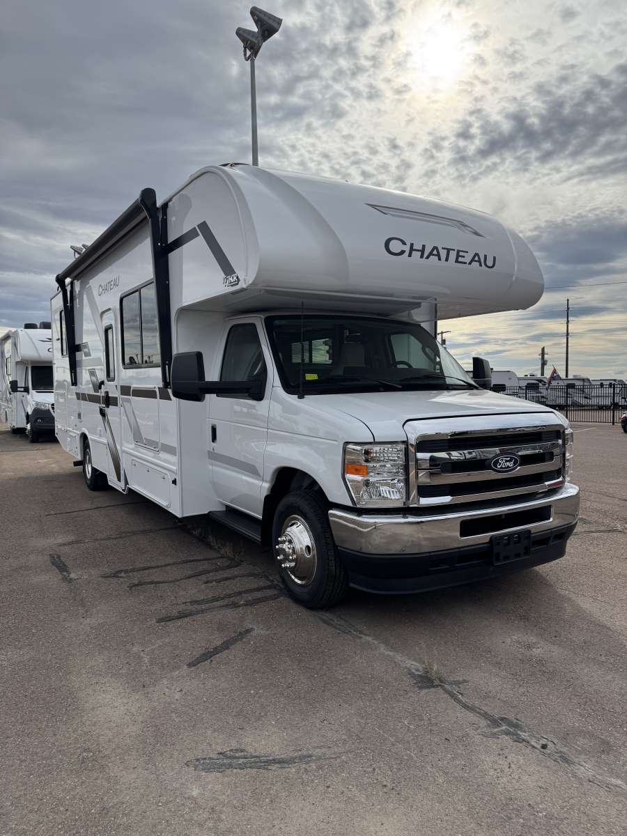 2026 Thor Motor Coach 2026 Thor Motor Coach Chateau - thumbnail 3