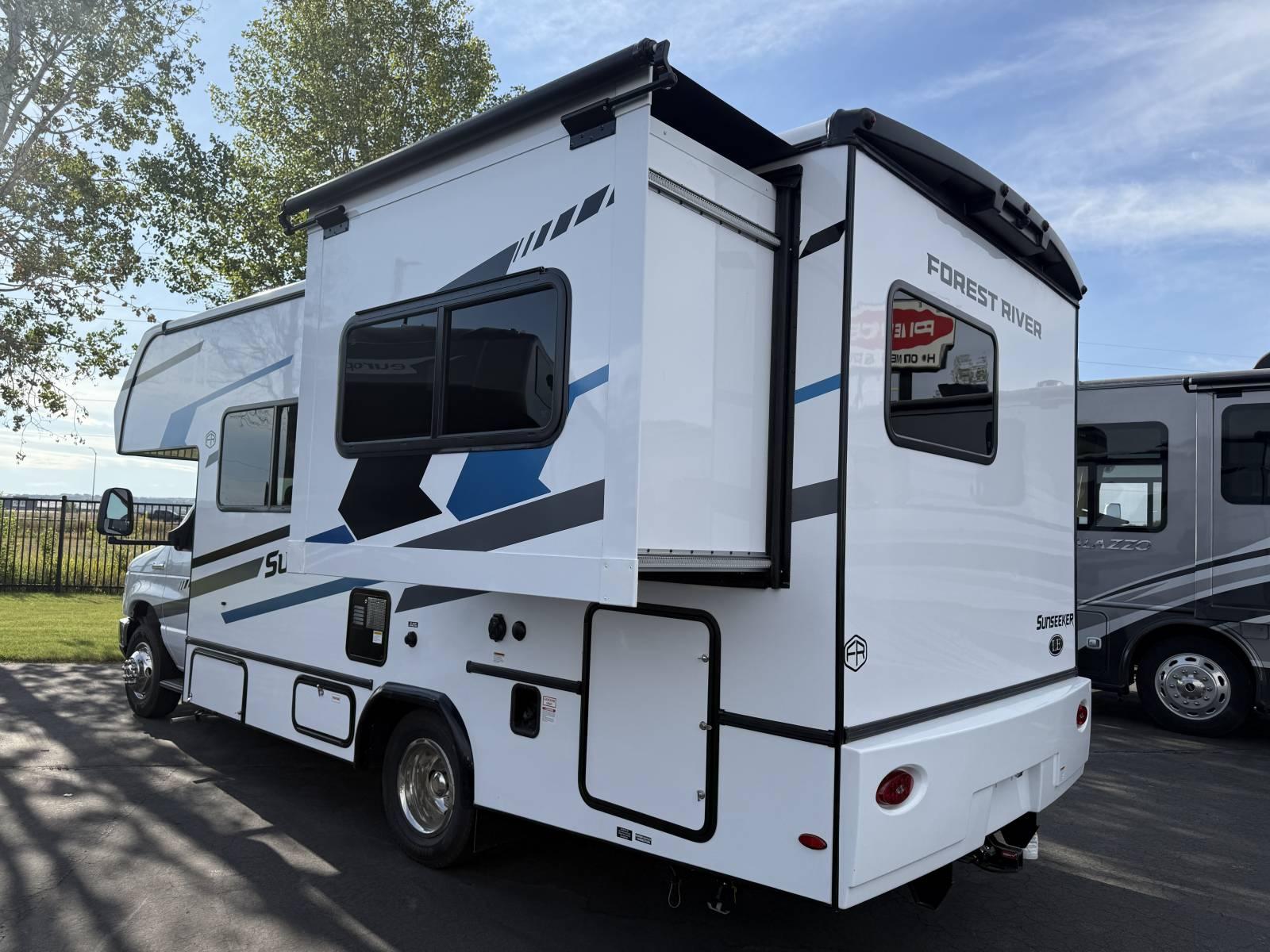 2026 Forest River RV 2026 Forest River RV Sunseeker - thumbnail 5