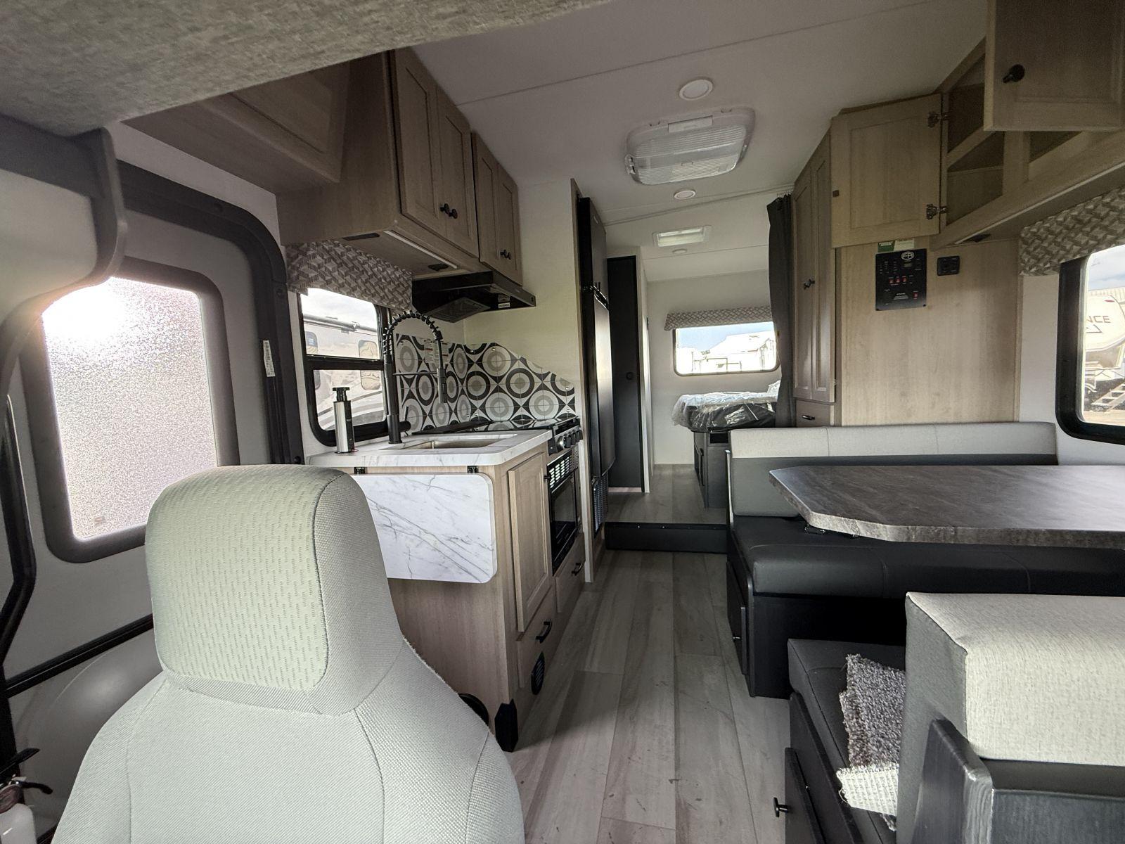 2026 Forest River RV 2026 Forest River RV Sunseeker - thumbnail 16