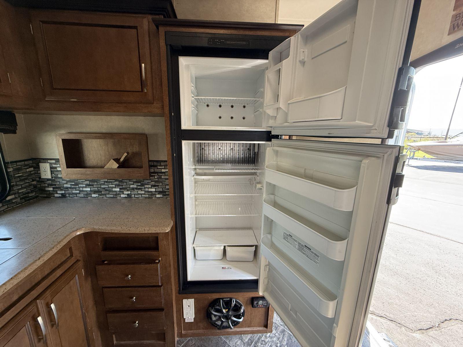 2017 Forest River RV 2017 Forest River RV SHOCKWAVE - thumbnail 15