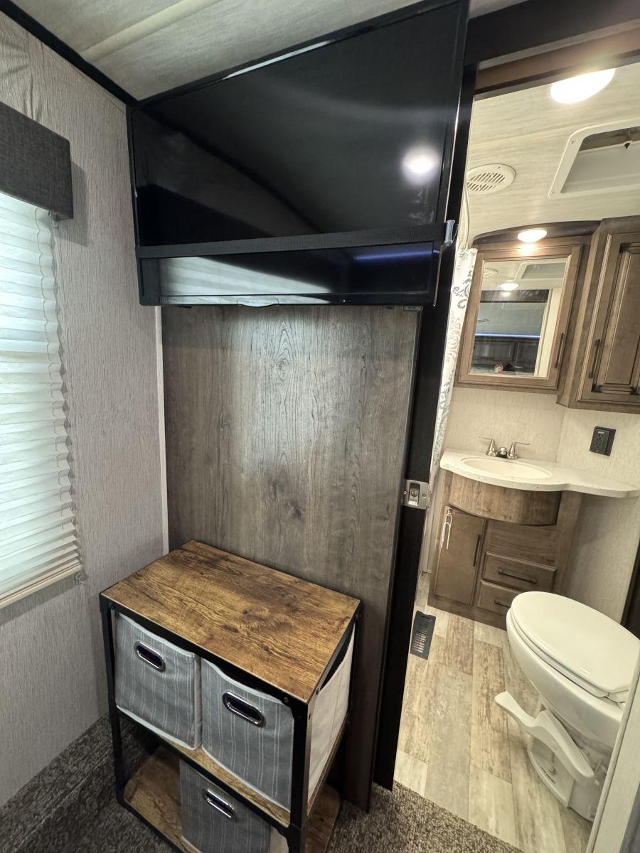 2019 Heartland 2019 Heartland Cyclone - thumbnail 16