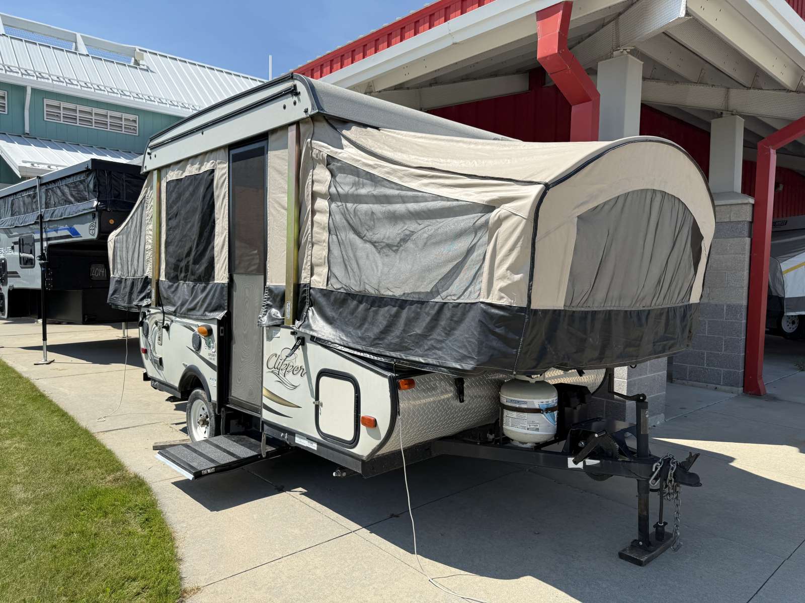 2016 Coachmen 2016 Coachmen Clipper - thumbnail 3