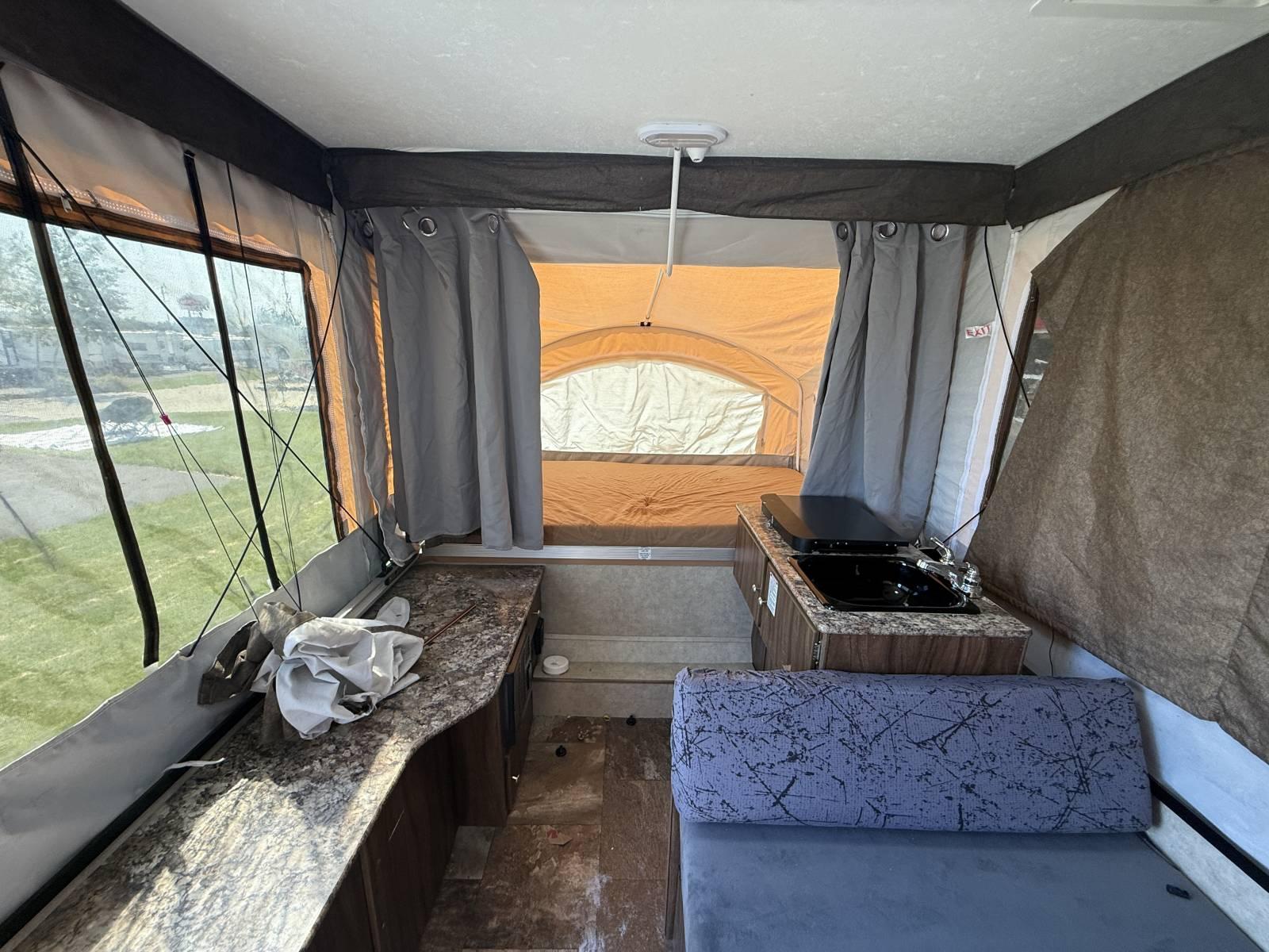 2016 Coachmen 2016 Coachmen Clipper - thumbnail 11