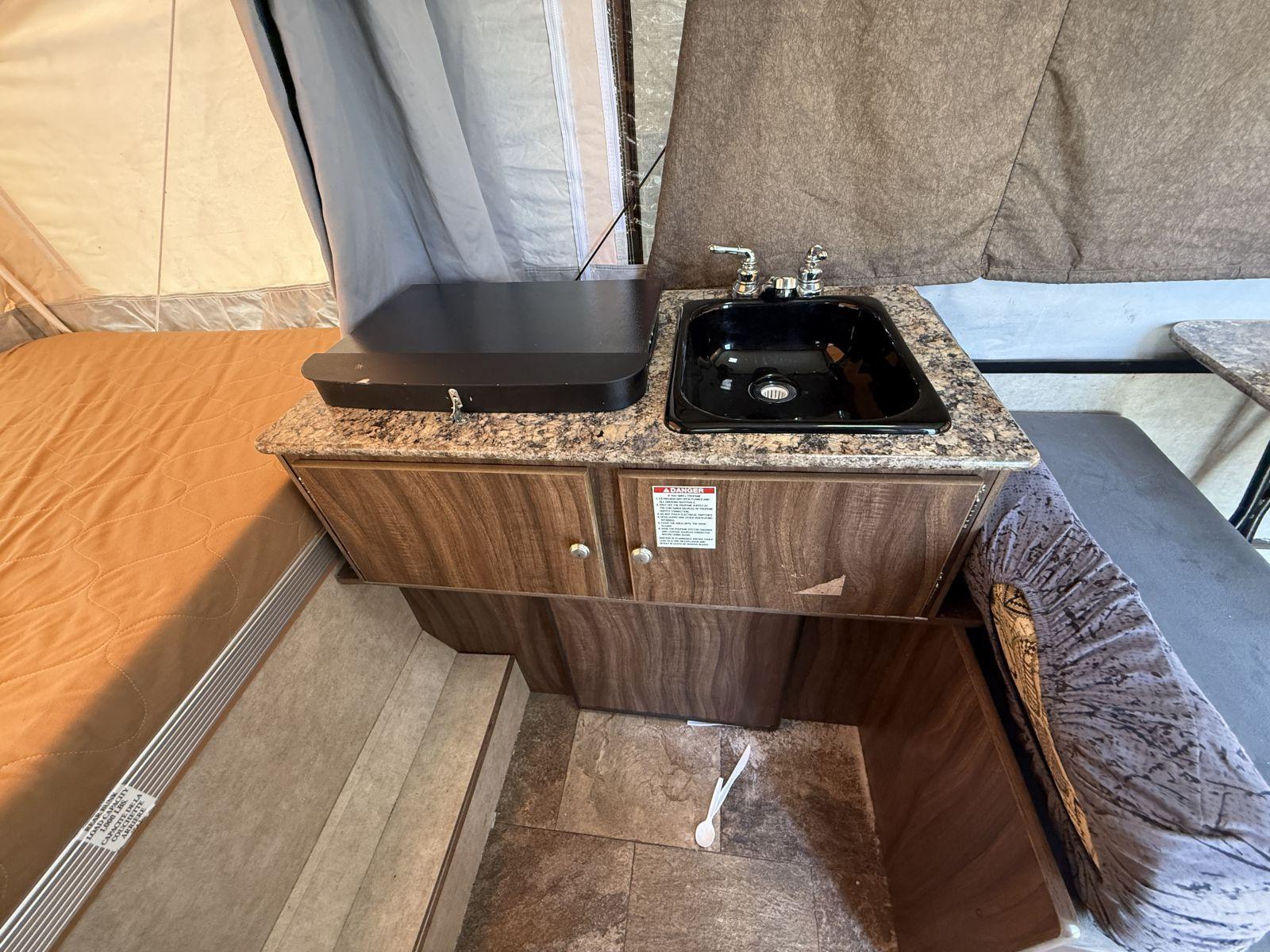 2016 Coachmen 2016 Coachmen Clipper - thumbnail 14