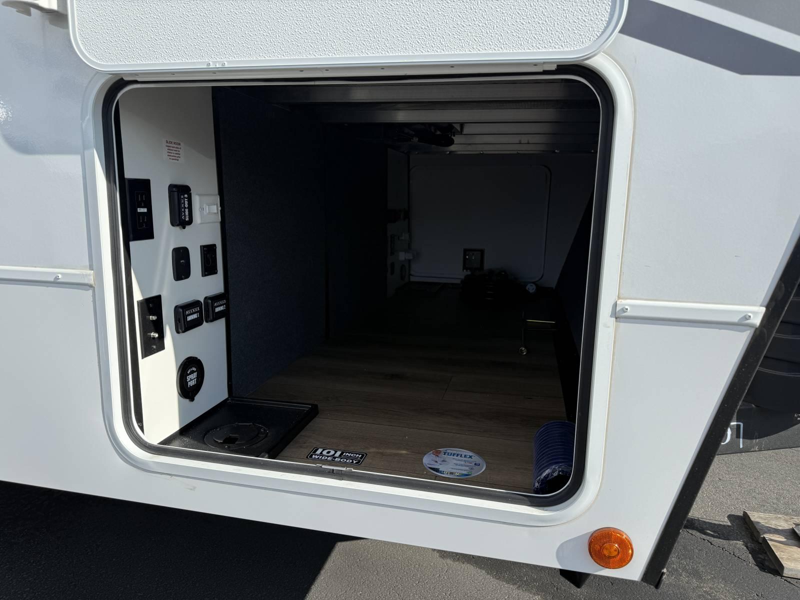 2026 Alliance RV 2026 Alliance RV Avenue - thumbnail 7