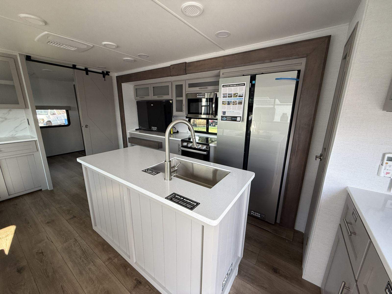 2026 Alliance RV 2026 Alliance RV Avenue - thumbnail 14