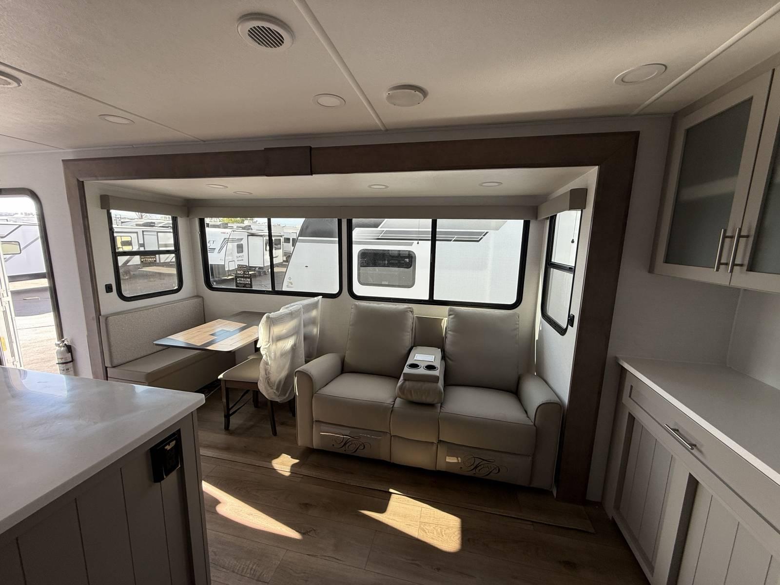 2026 Alliance RV 2026 Alliance RV Avenue - thumbnail 17