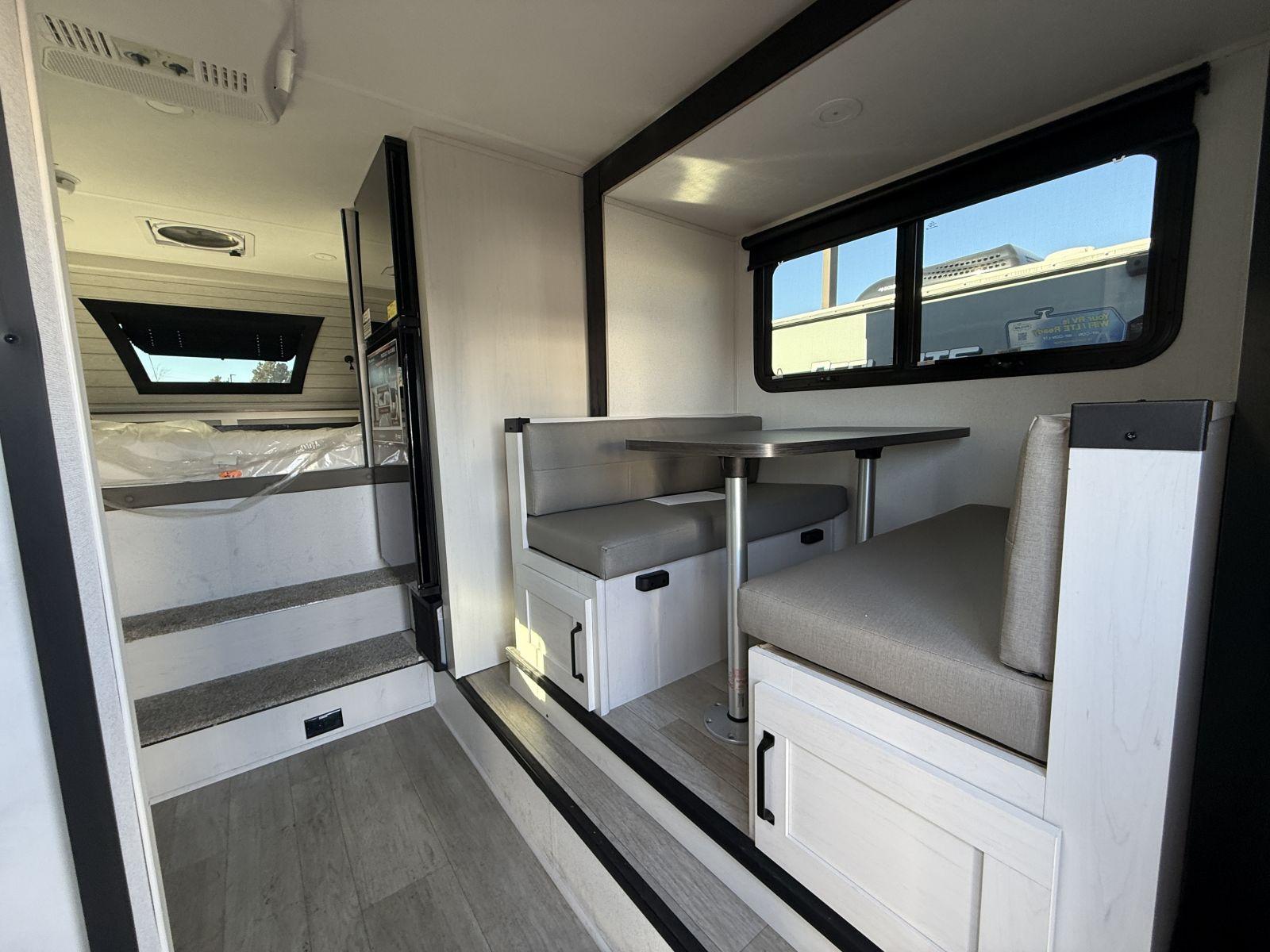 2026 Palomino 2026 Palomino Real Lite - thumbnail 7