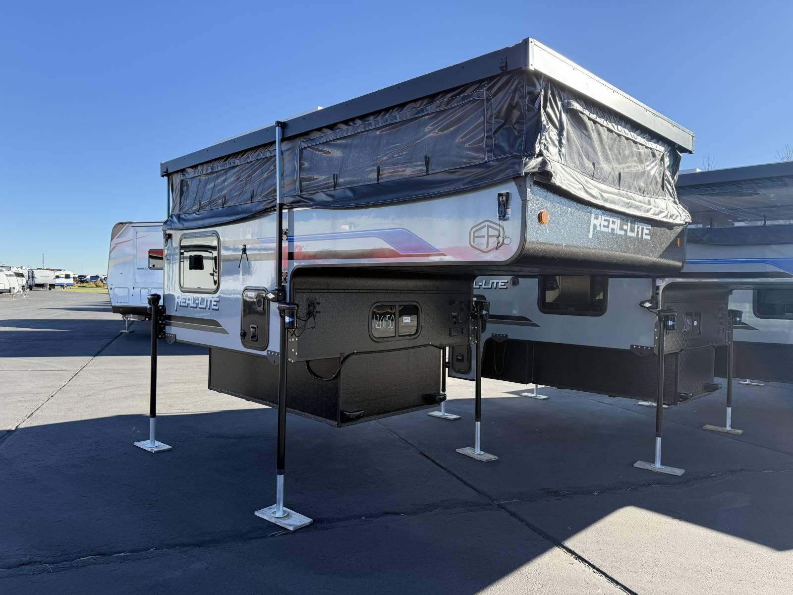 2026 Palomino 2026 Palomino Real Lite - thumbnail 3