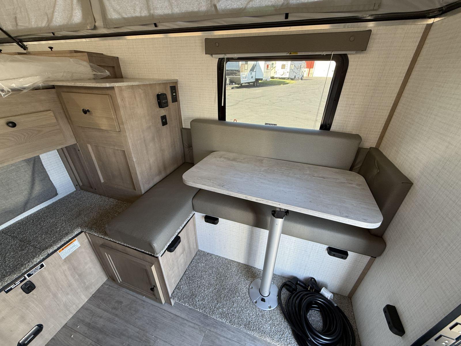 2026 Palomino 2026 Palomino Real Lite - thumbnail 11