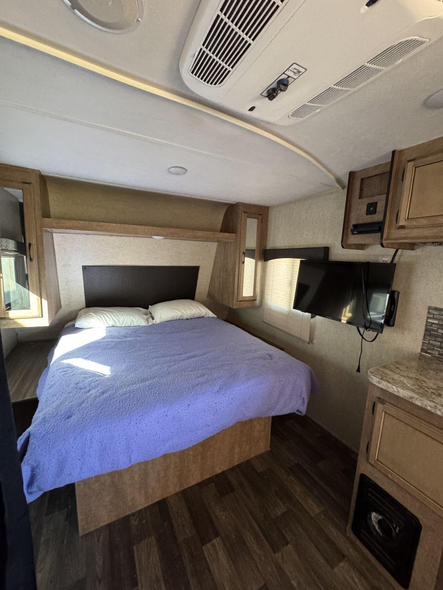 2017 Starcraft 2017 Starcraft Launch - thumbnail 7