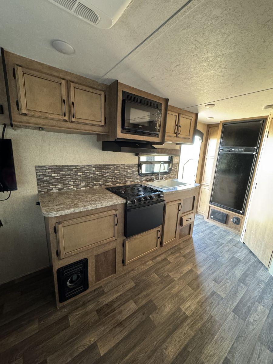 2017 Starcraft 2017 Starcraft Launch - thumbnail 8