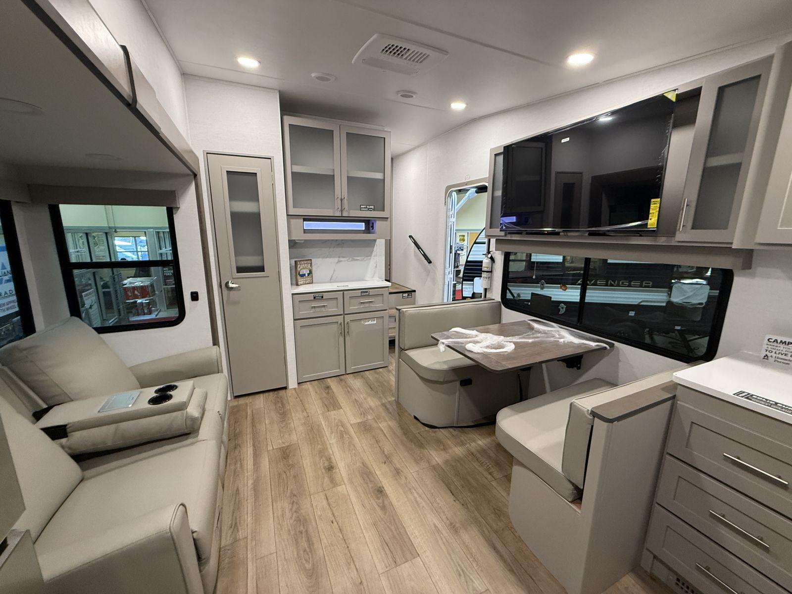 2026 Alliance RV 2026 Alliance RV Avenue All Access - thumbnail 16