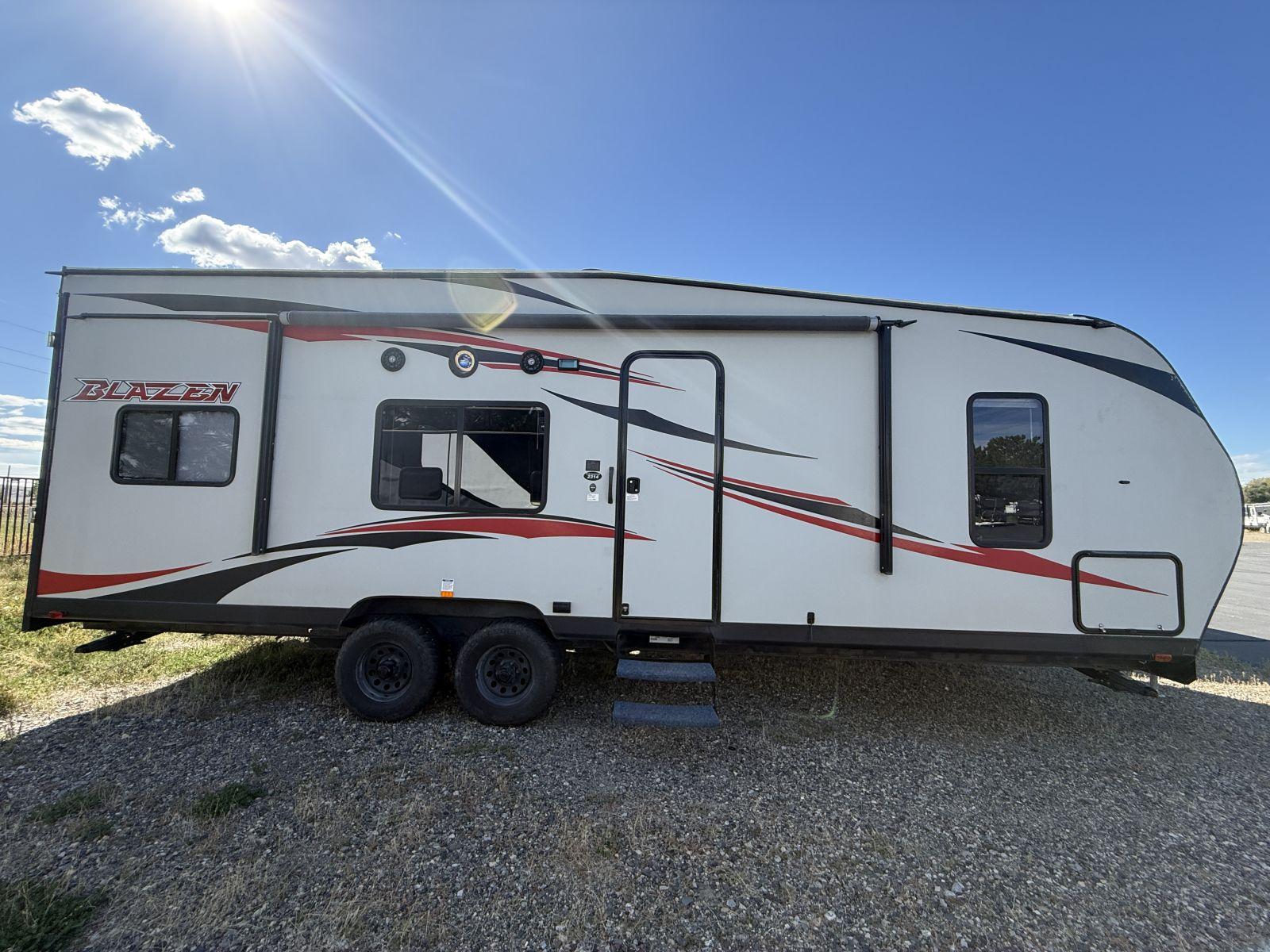 2020 Pacific Coachworks 2020 Pacific Coachworks Blazen - thumbnail 7