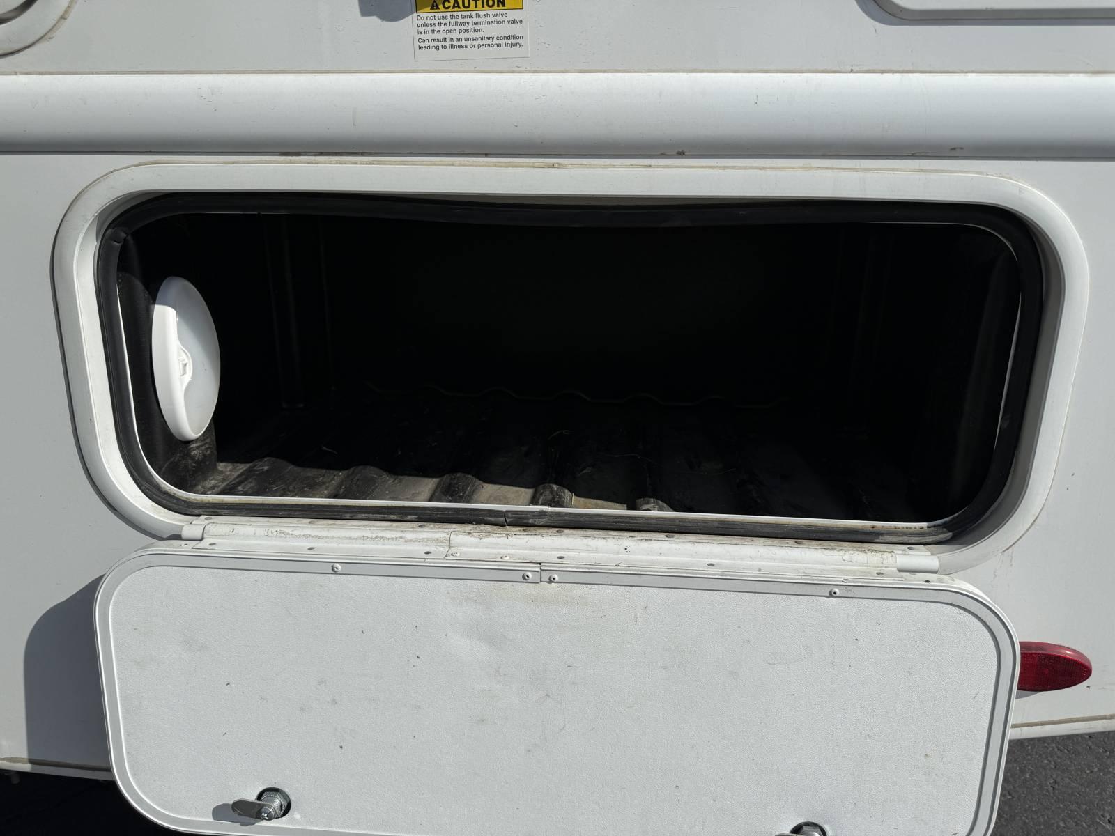 2021 Thor Motor Coach 2021 Thor Motor Coach Chateau - thumbnail 6