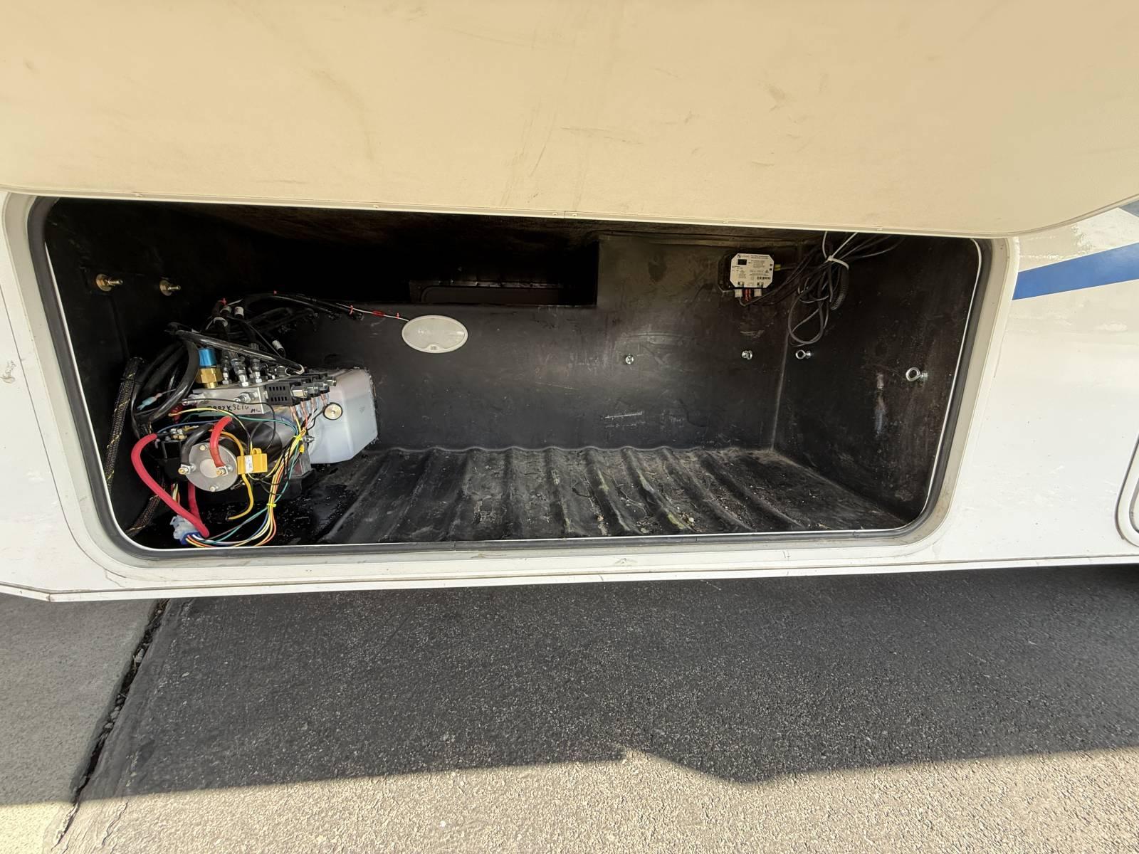 2021 Thor Motor Coach 2021 Thor Motor Coach Chateau - thumbnail 10