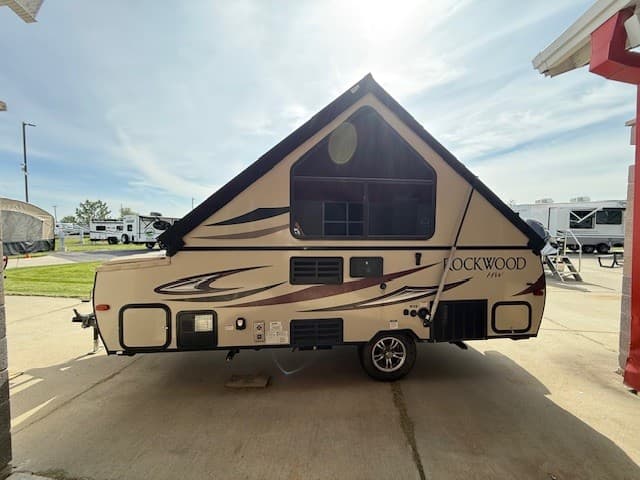 2017 Forest River RV 2017 Forest River RV Rockwood - thumbnail 3