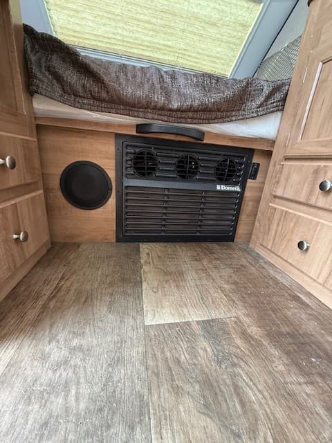 2017 Forest River RV 2017 Forest River RV Rockwood - thumbnail 9