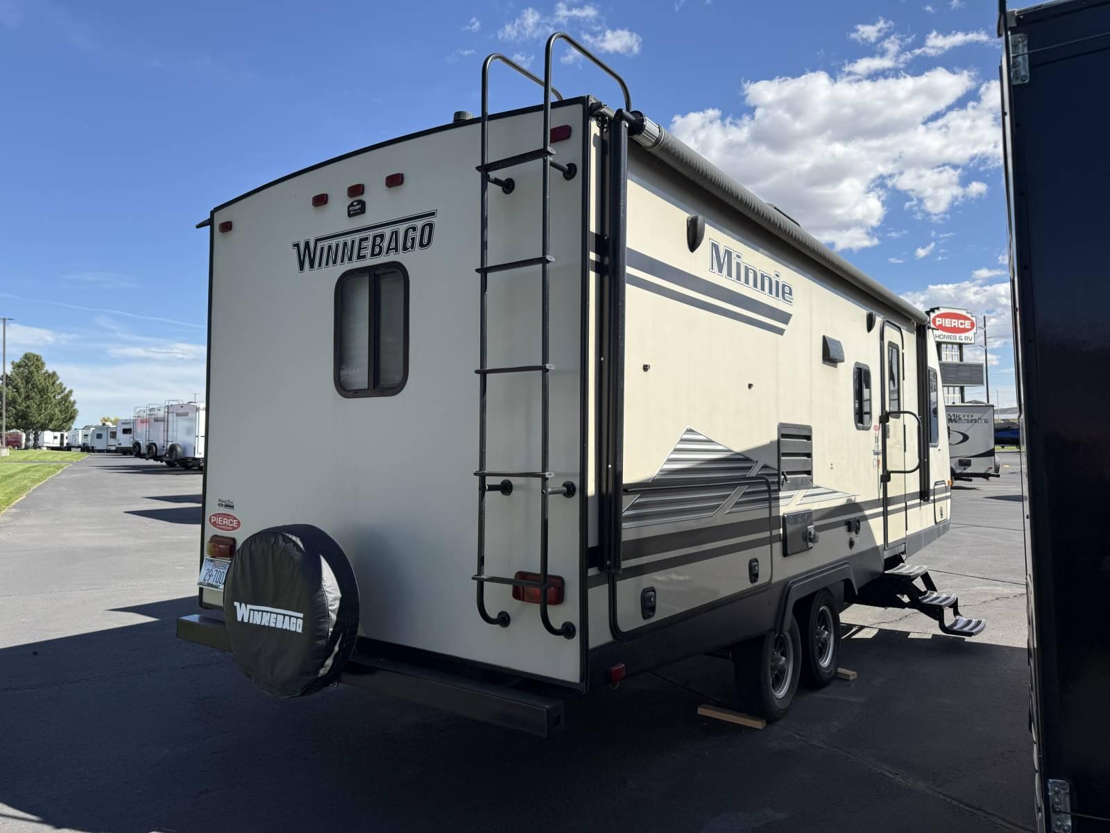 2019 Winnebago 2019 Winnebago Micro Minnie - thumbnail 4