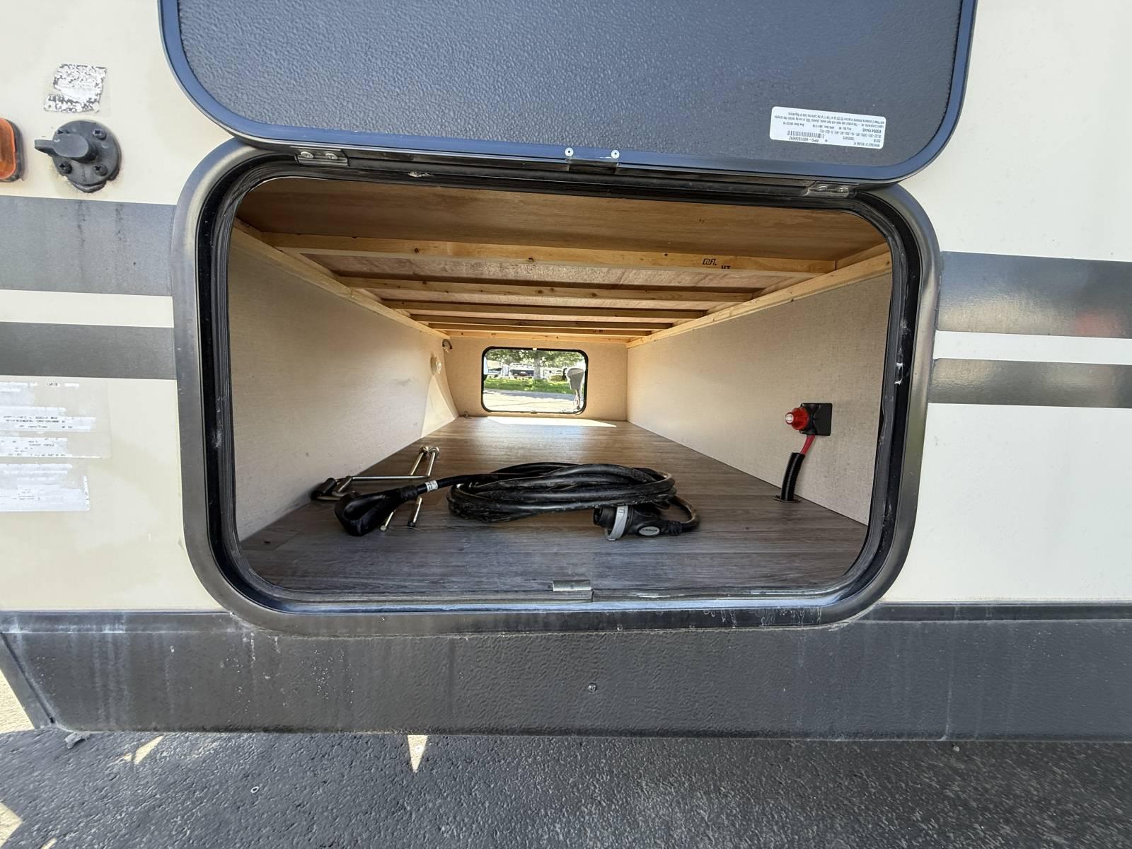 2019 Winnebago 2019 Winnebago Micro Minnie - thumbnail 7