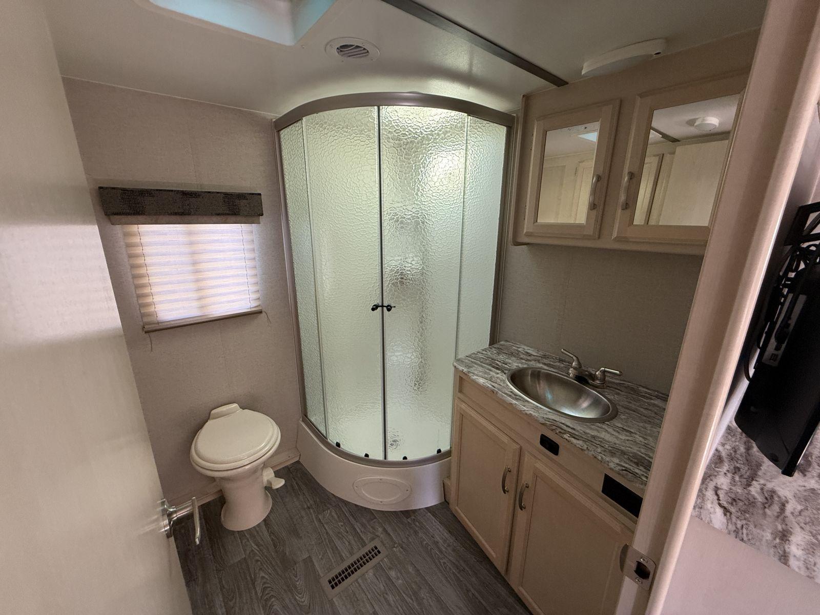 2019 Winnebago 2019 Winnebago Micro Minnie - thumbnail 13