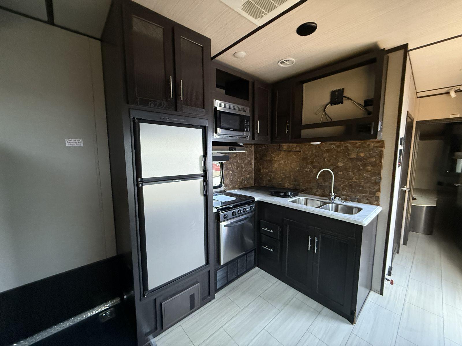 2019 Forest River RV 2019 Forest River RV XLR Nitro - thumbnail 9