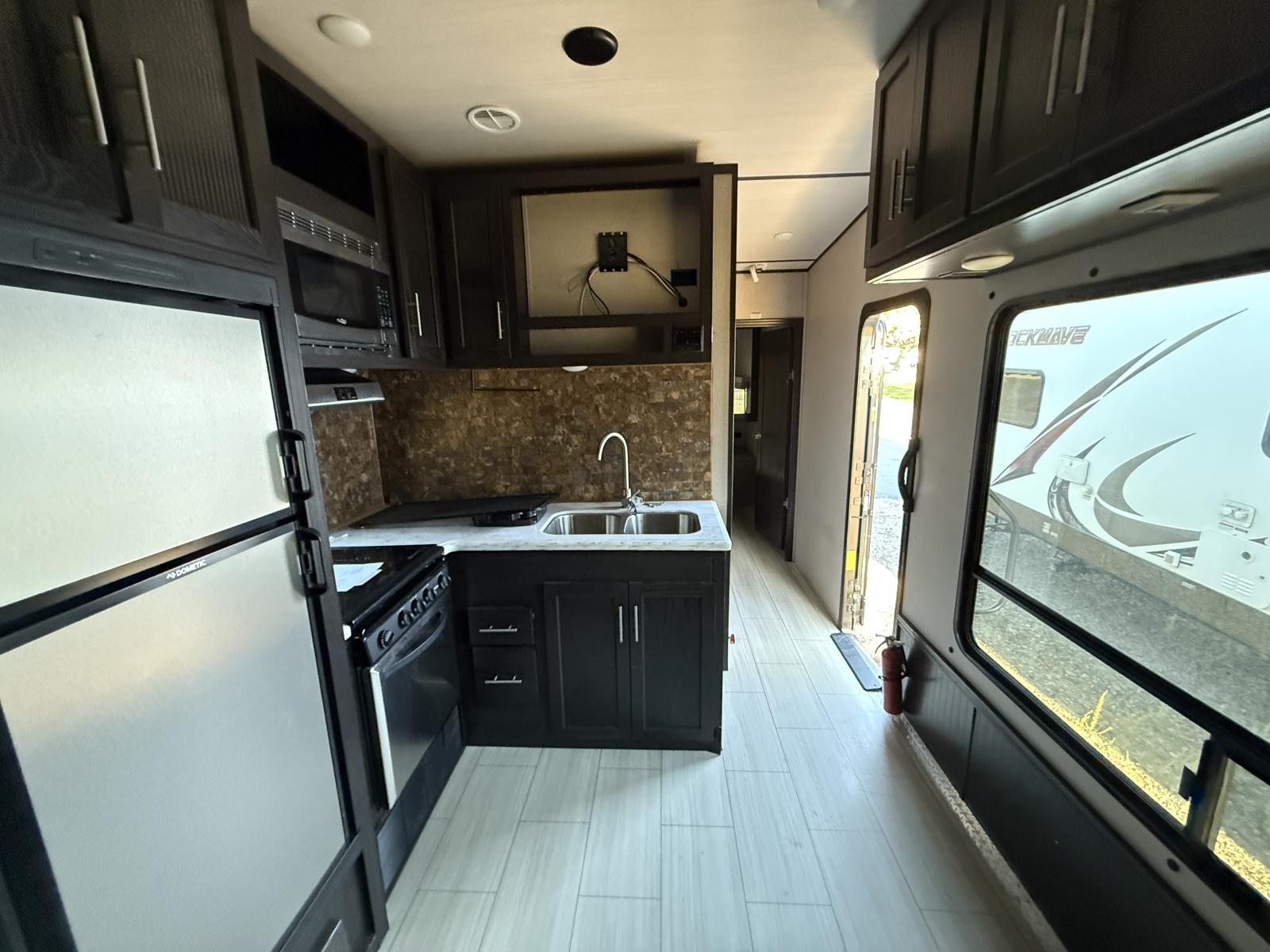 2019 Forest River RV 2019 Forest River RV XLR Nitro - thumbnail 11