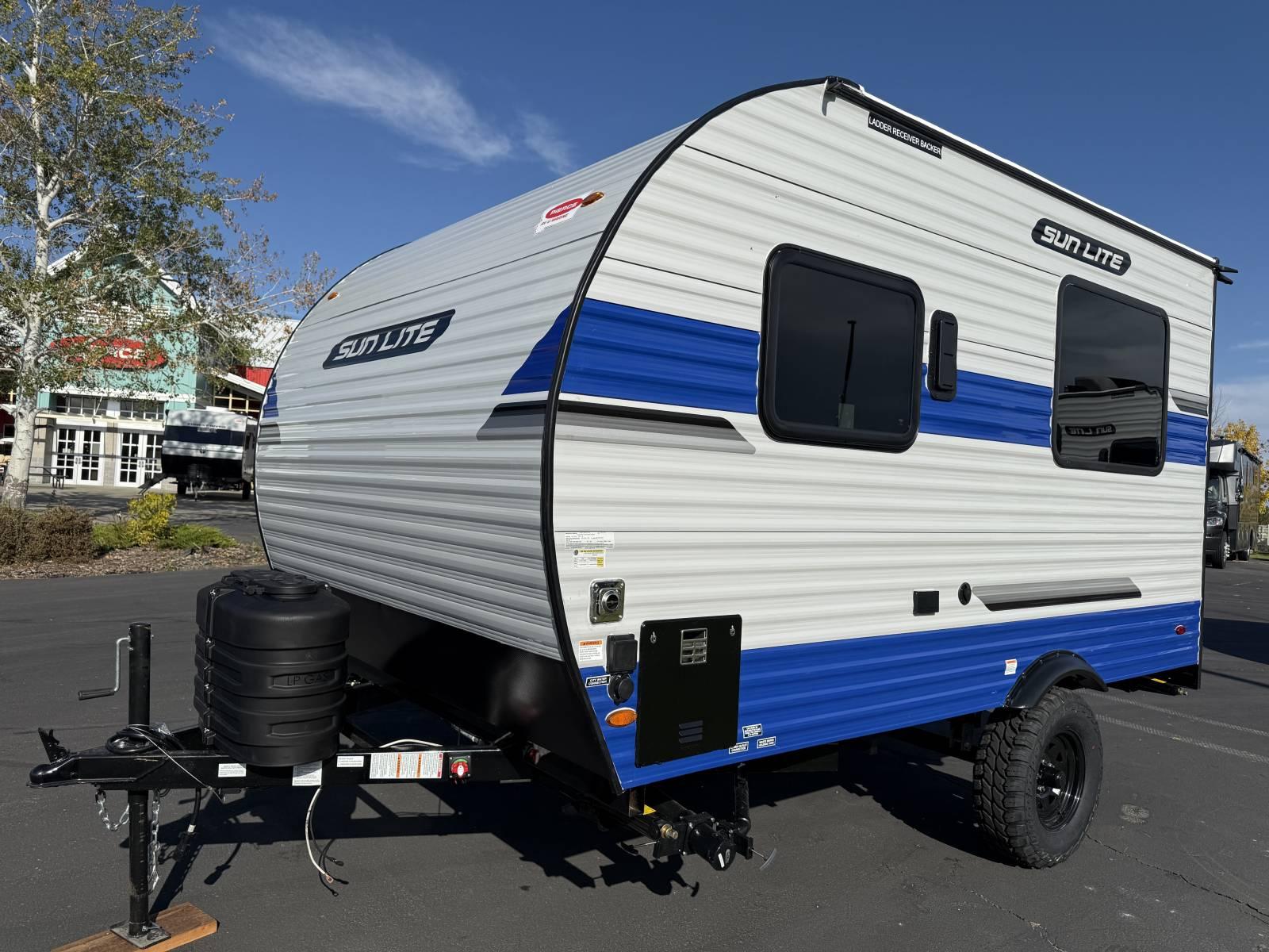 2026 Sunset Park RV 2026 Sunset Park RV Sun Lite Toy Hauler - thumbnail 5