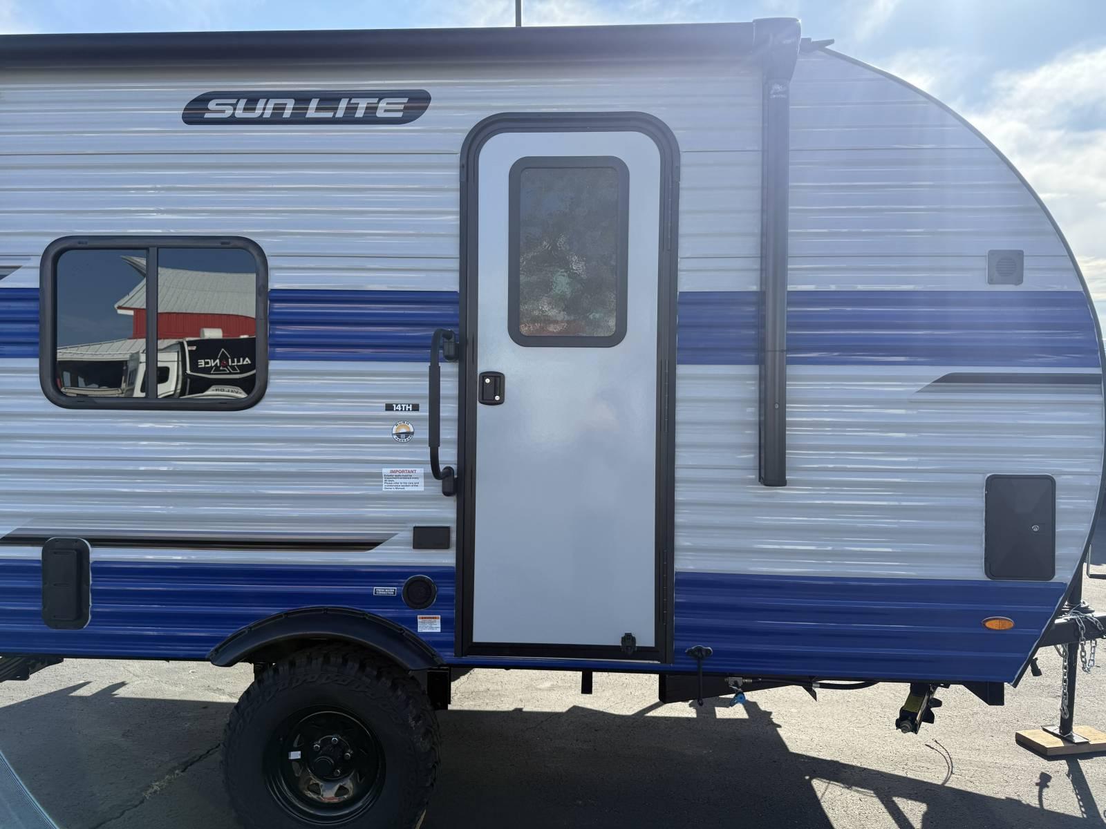 2026 Sunset Park RV 2026 Sunset Park RV Sun Lite Toy Hauler - thumbnail 7