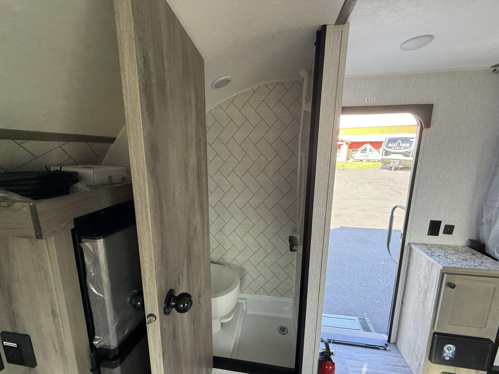 2026 Sunset Park RV 2026 Sunset Park RV Sun Lite Toy Hauler - thumbnail 13