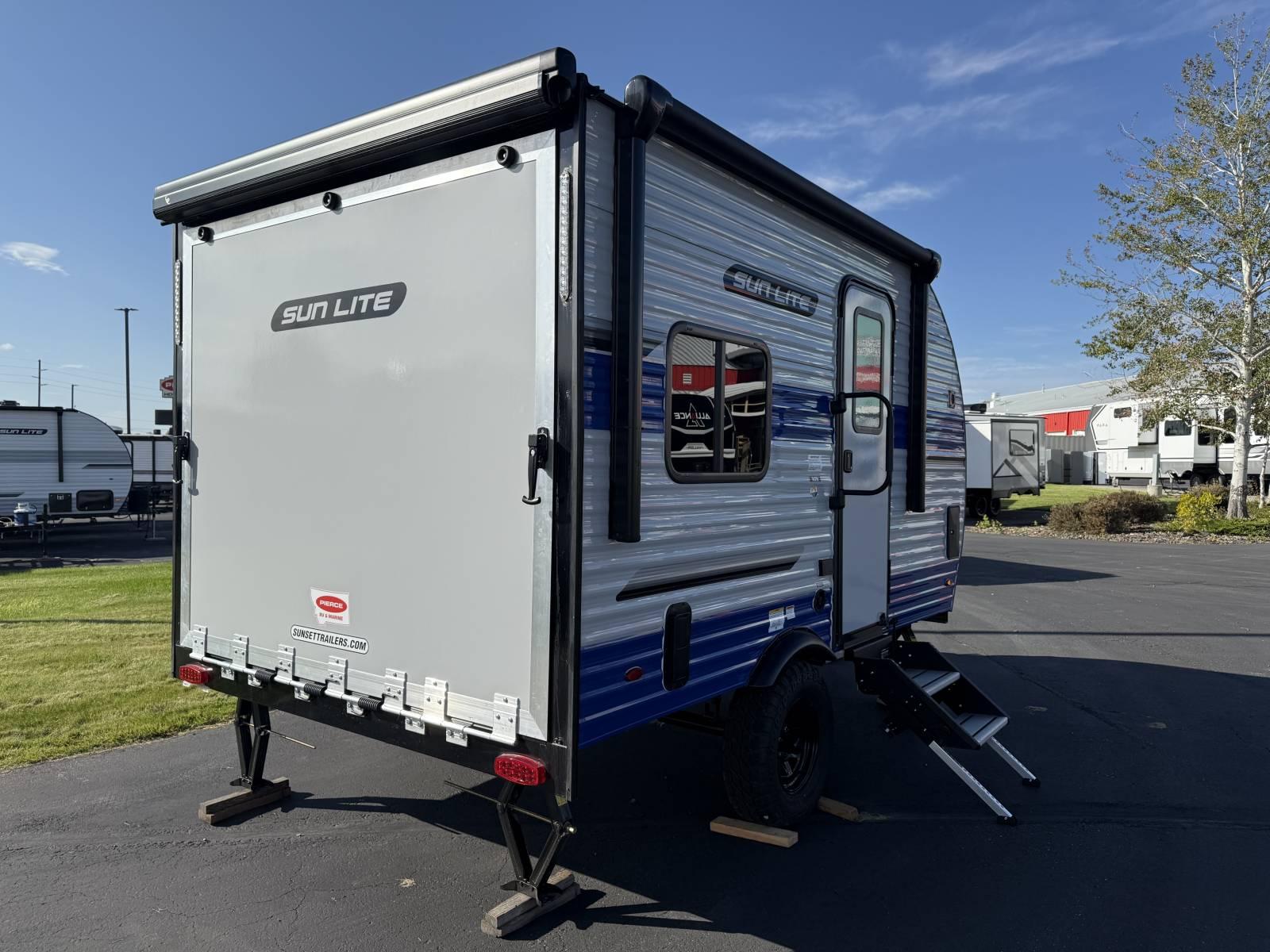 2026 Sunset Park RV 2026 Sunset Park RV Sun Lite Toy Hauler - thumbnail 3