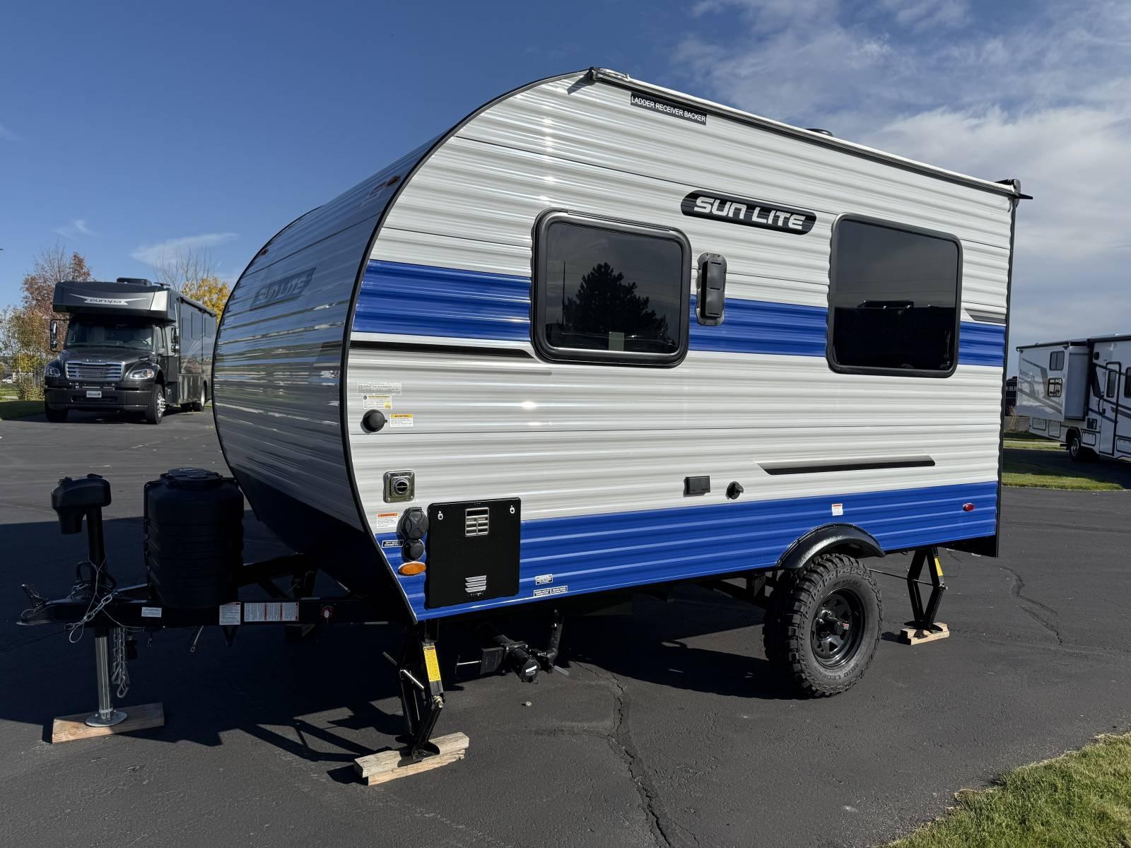 2026 Sunset Park RV 2026 Sunset Park RV Sun Lite Toy Hauler - thumbnail 5