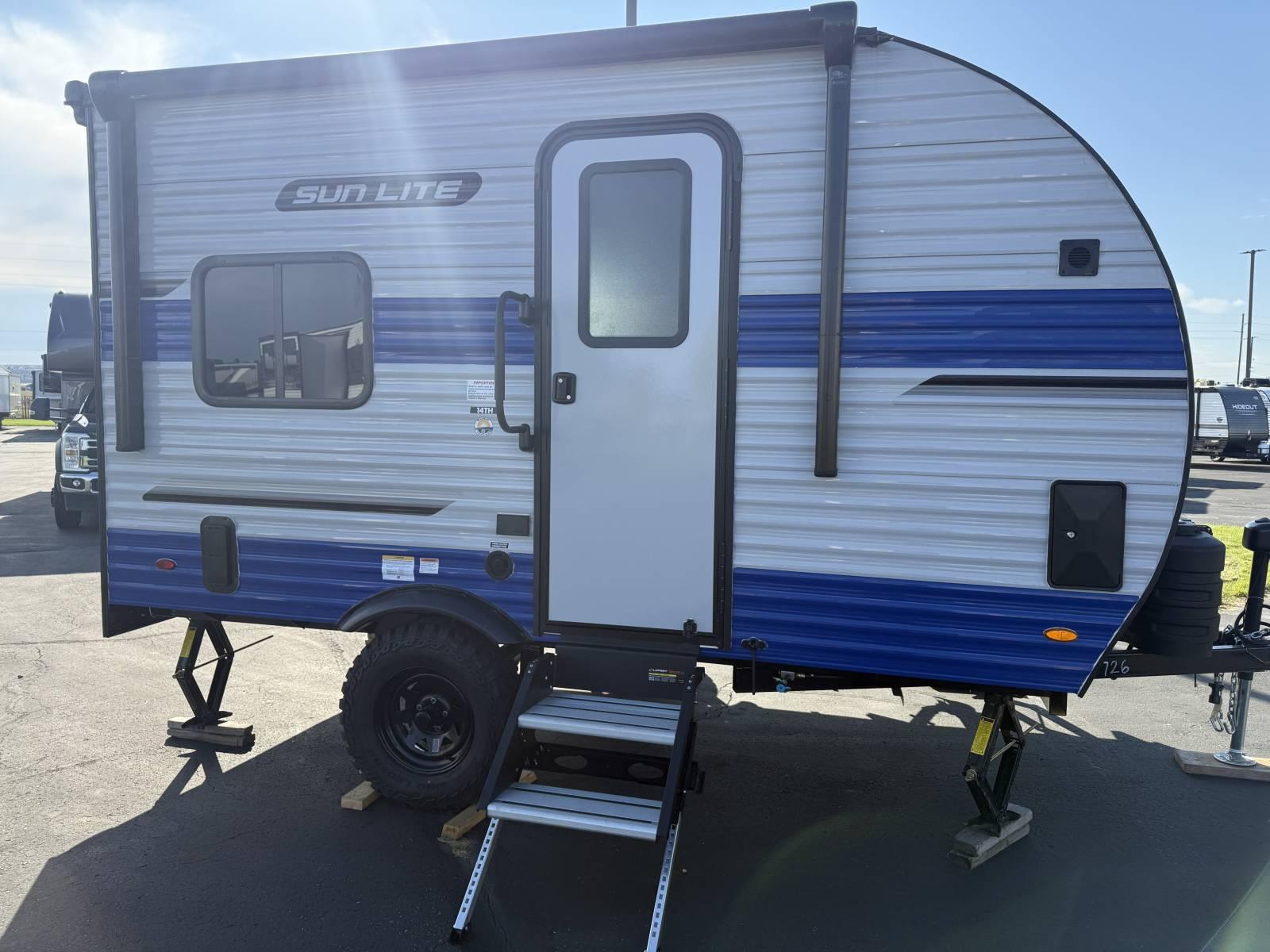 2026 Sunset Park RV 2026 Sunset Park RV Sun Lite Toy Hauler - thumbnail 6