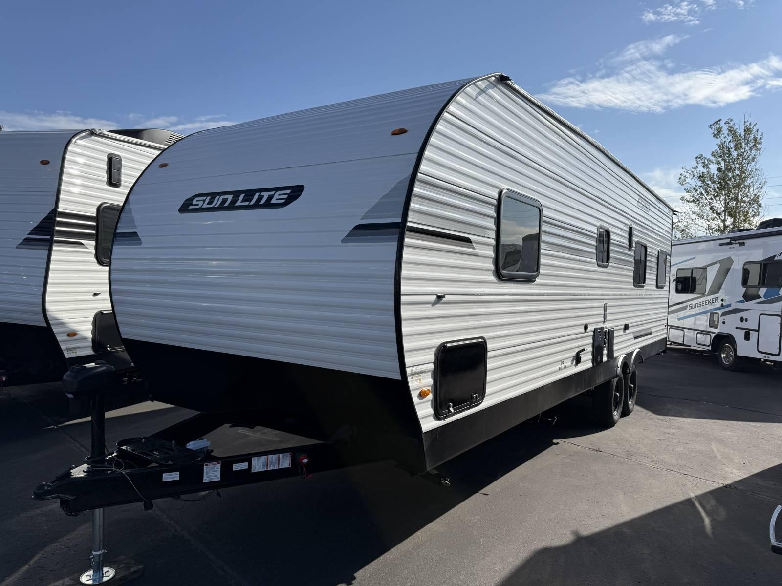 2026 Sunset Park RV 2026 Sunset Park RV Sun Lite Toy Hauler - thumbnail 3