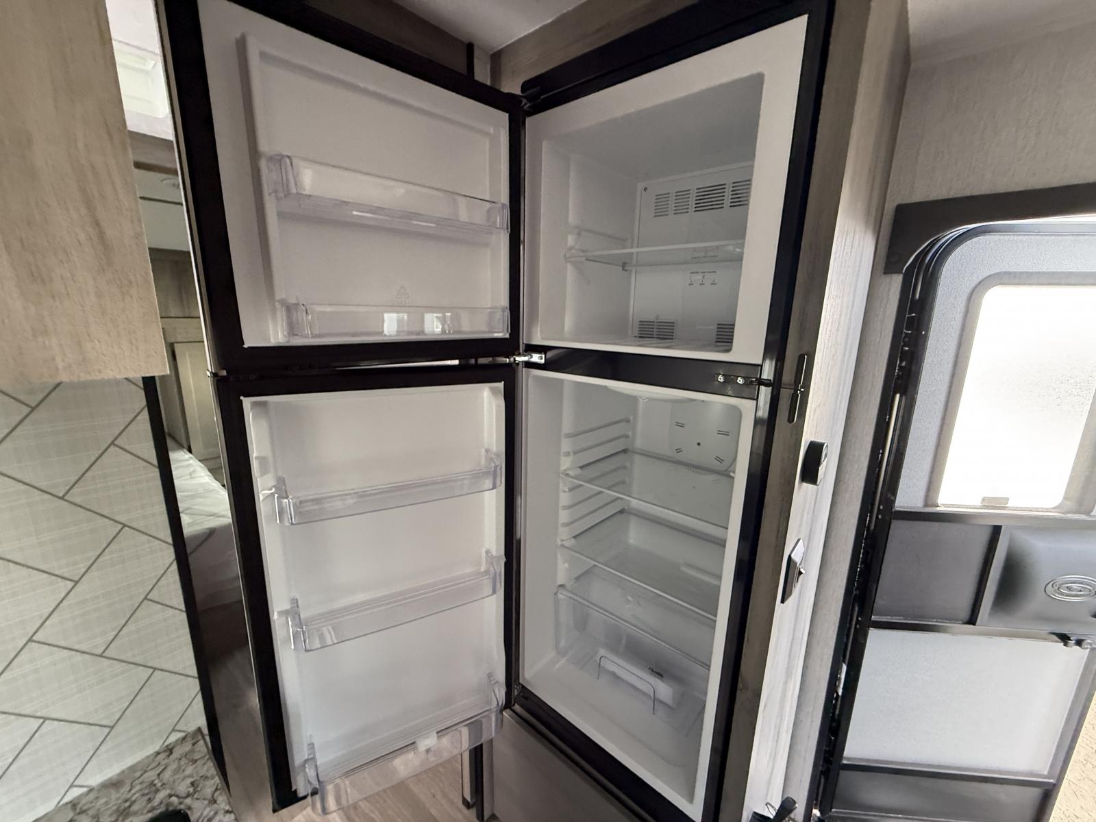 2026 Sunset Park RV 2026 Sunset Park RV Sun Lite Toy Hauler - thumbnail 14