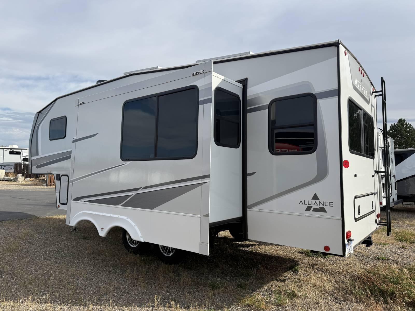 2024 Alliance RV 2024 Alliance RV Avenue - thumbnail 4