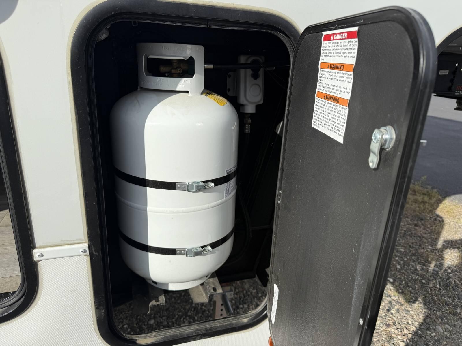 2024 Alliance RV 2024 Alliance RV Avenue - thumbnail 7