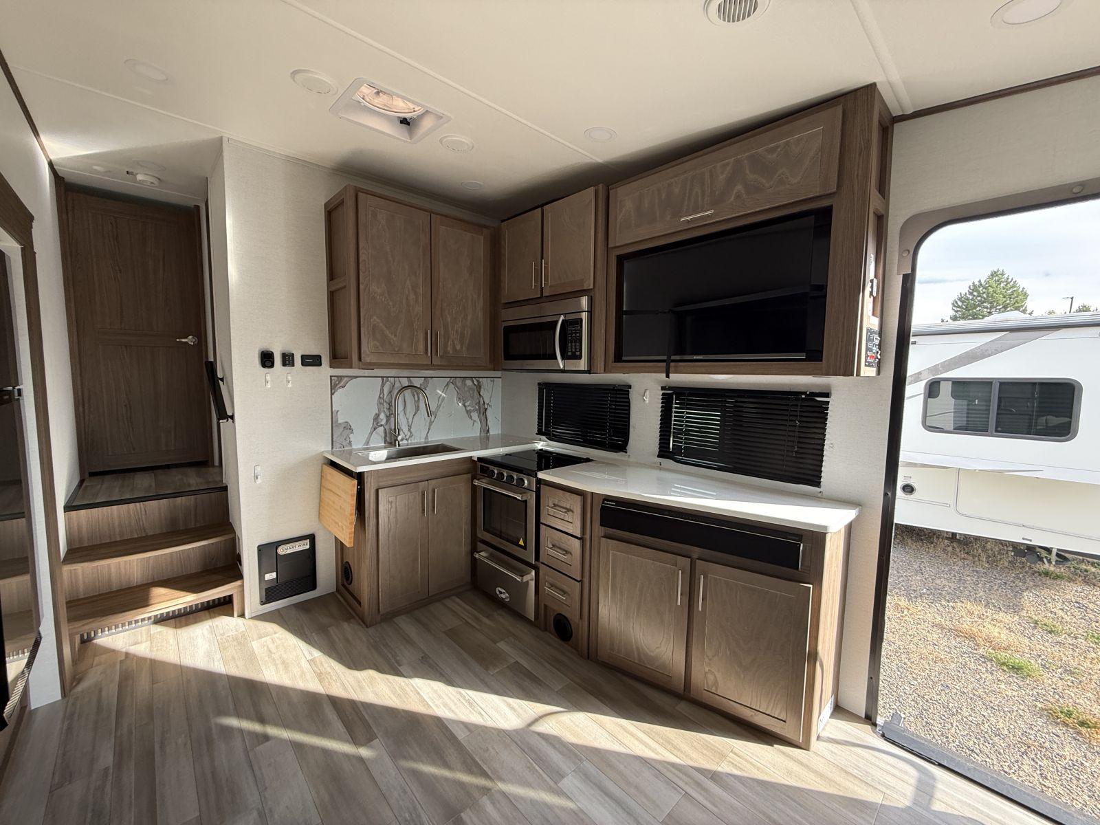 2024 Alliance RV 2024 Alliance RV Avenue - thumbnail 15