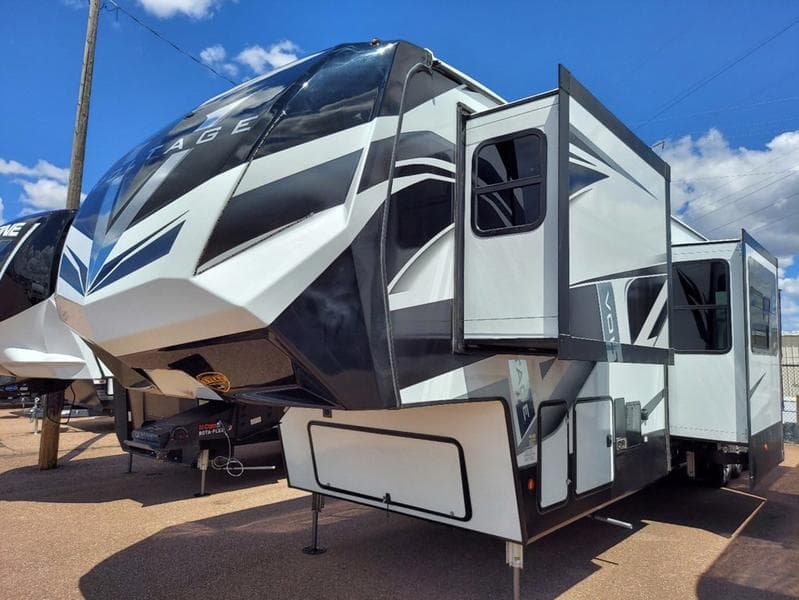 2022 Keystone RV 2022 Keystone RV Voltage - thumbnail 9