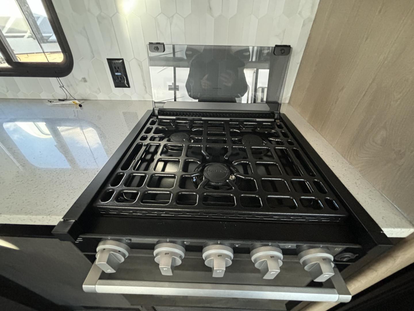 2025 Keystone RV 2025 Keystone RV Cruiser - thumbnail 17