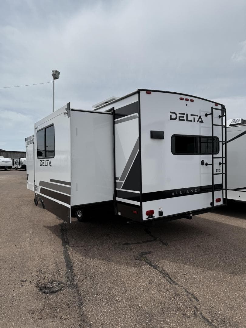 2026 Alliance RV 2026 Alliance RV Delta - thumbnail 3