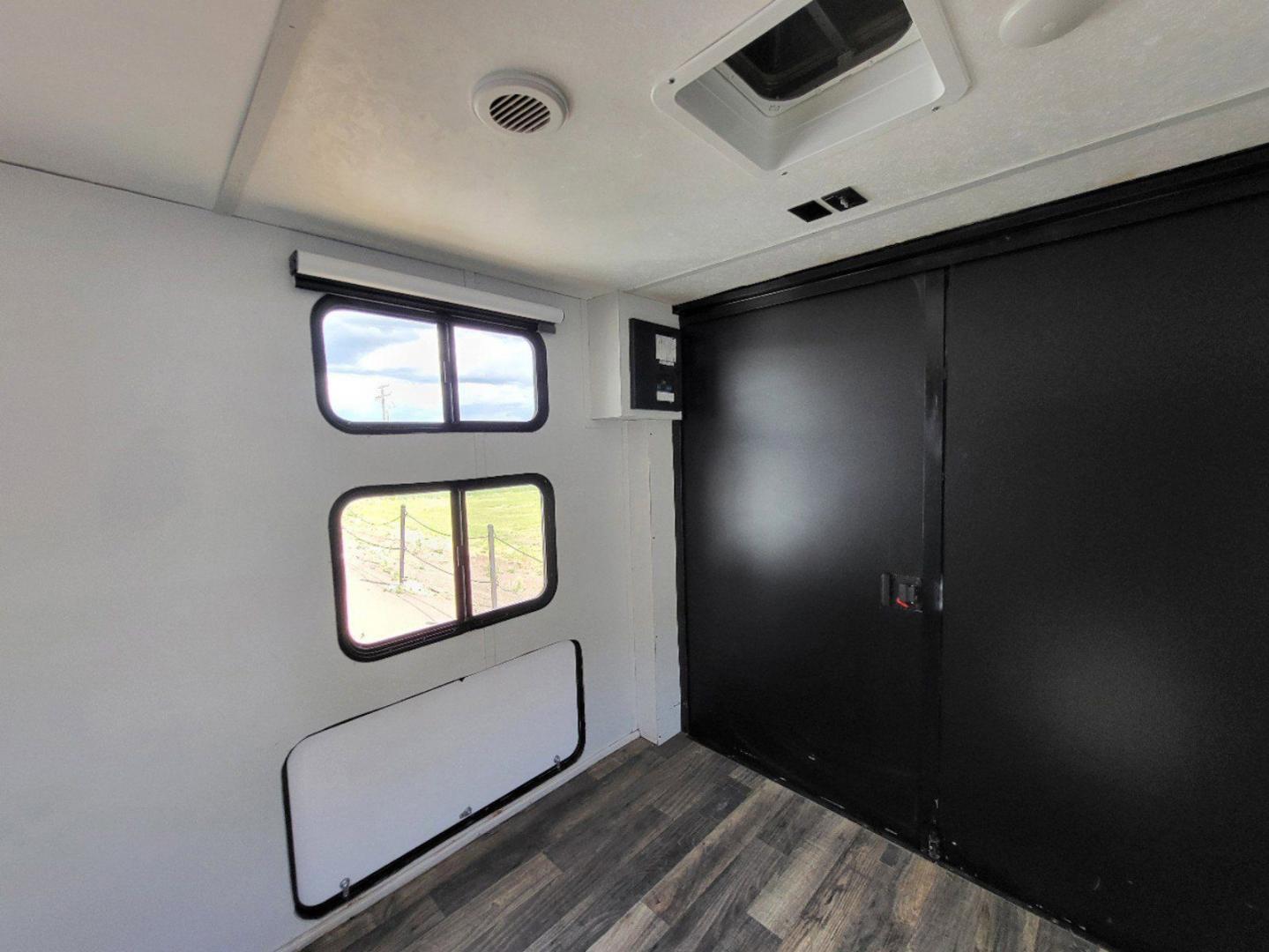 2020 Keystone RV 2020 Keystone RV Bullet - thumbnail 5