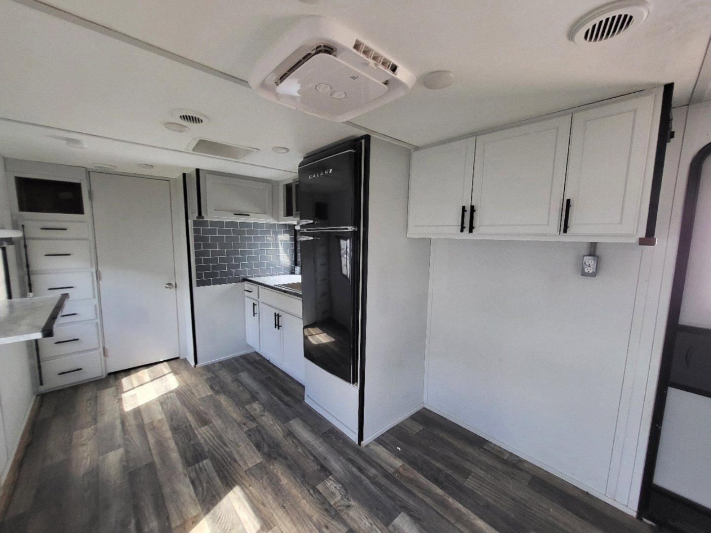 2020 Keystone RV 2020 Keystone RV Bullet - thumbnail 10