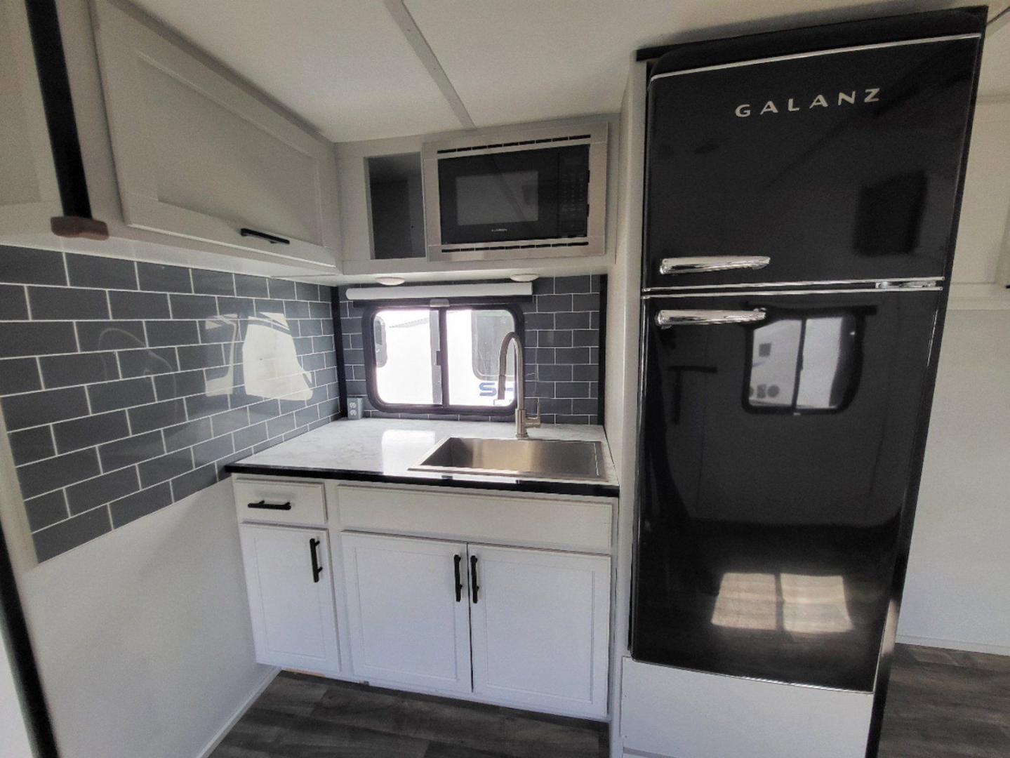 2020 Keystone RV 2020 Keystone RV Bullet - thumbnail 11