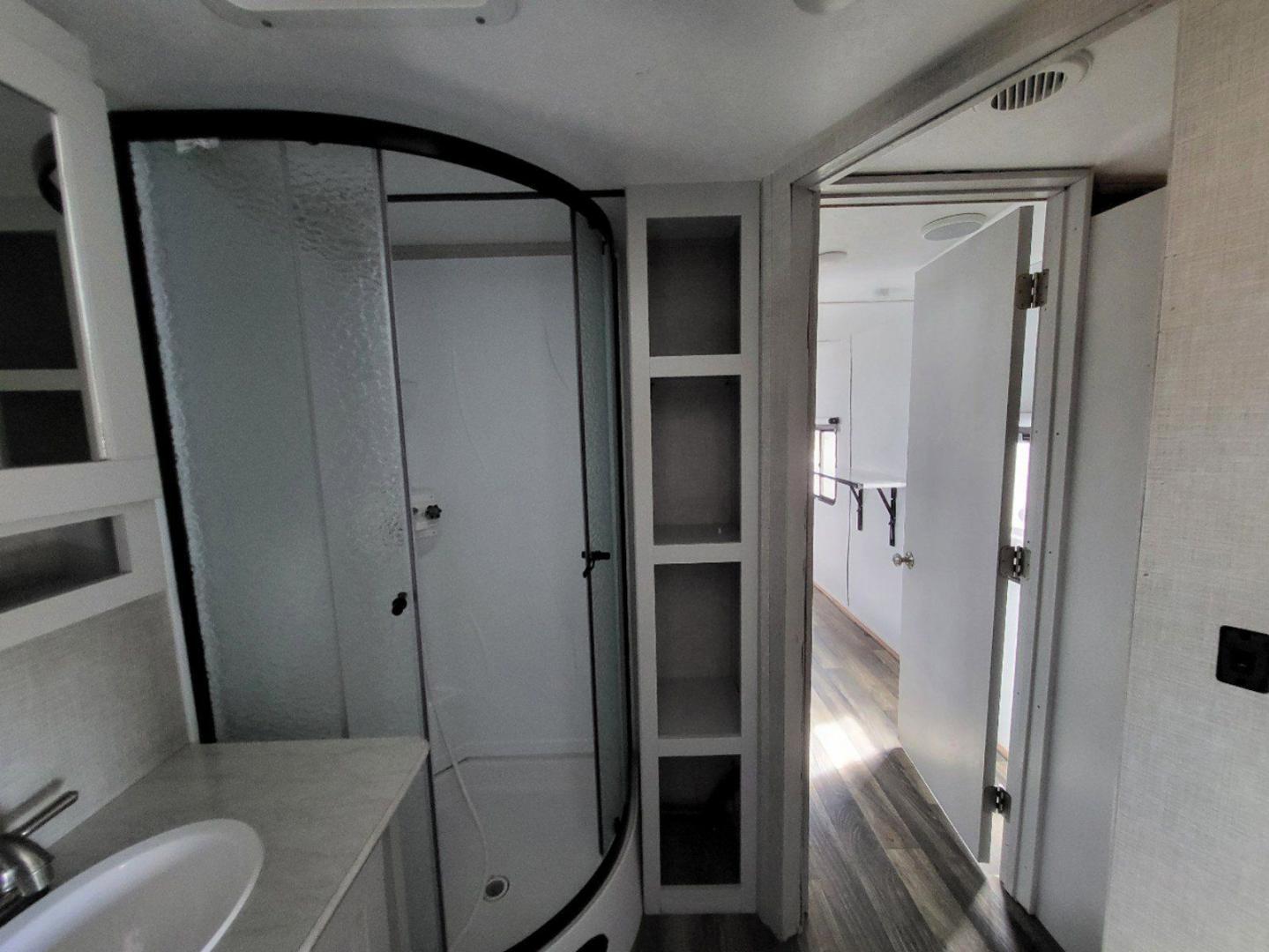 2020 Keystone RV 2020 Keystone RV Bullet - thumbnail 16