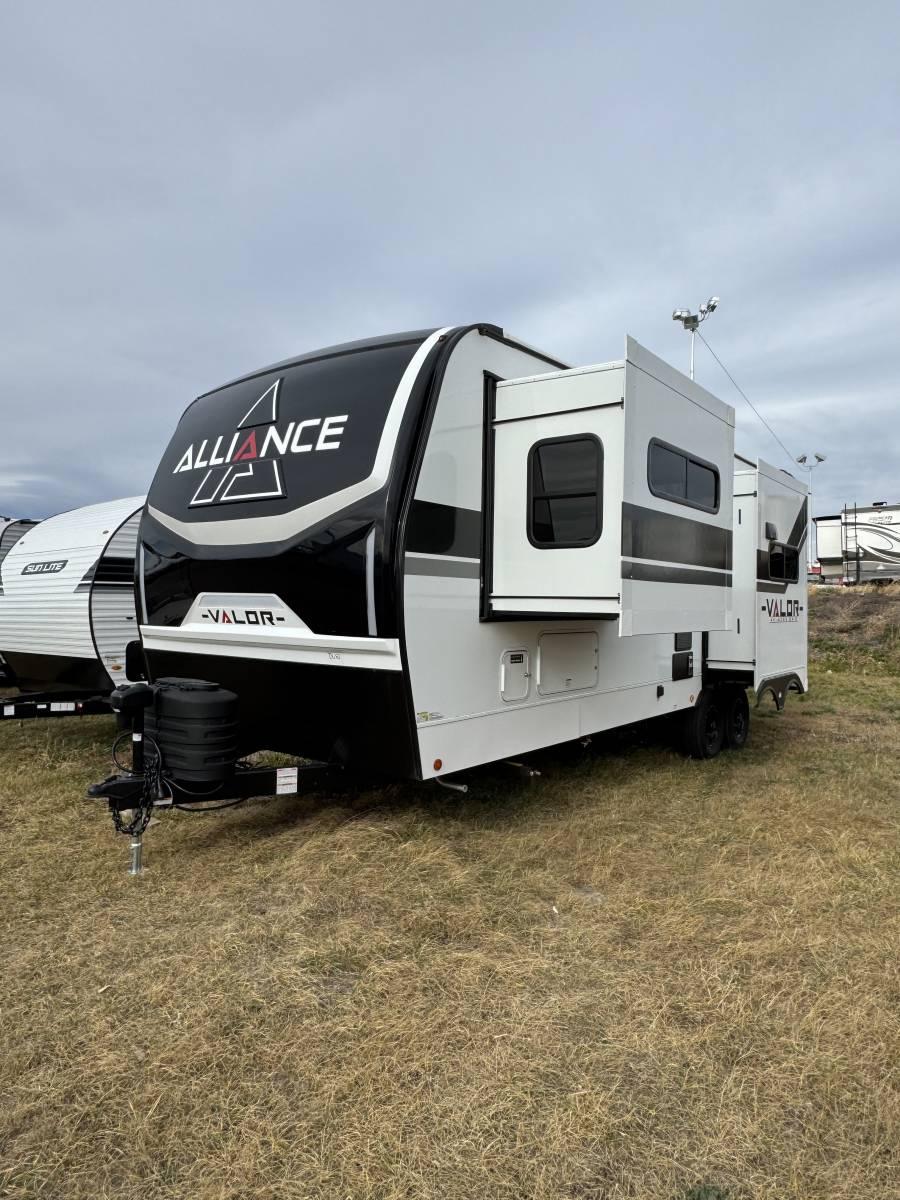 2026 Alliance RV 2026 Alliance RV Valor - thumbnail 4