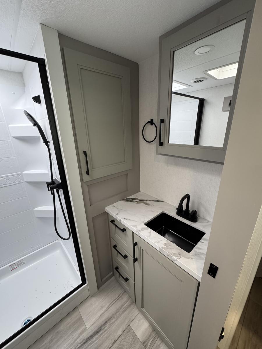 2026 KZ RV 2026 KZ RV Durango Half Ton - thumbnail 12