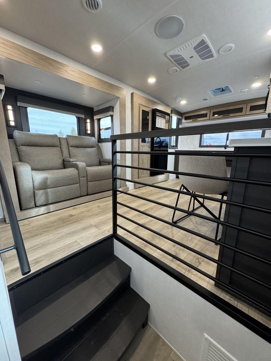 2026 ROCKWOOD 2026 ROCKWOOD SIGNATURE - thumbnail 4