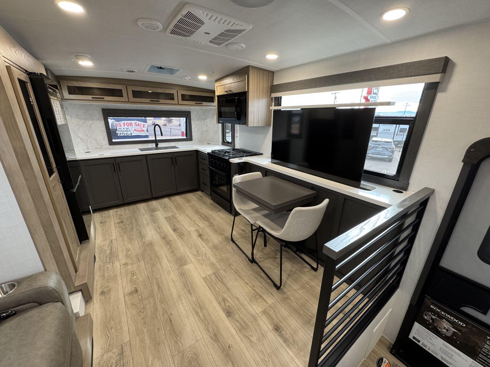 2026 ROCKWOOD 2026 ROCKWOOD SIGNATURE - thumbnail 6