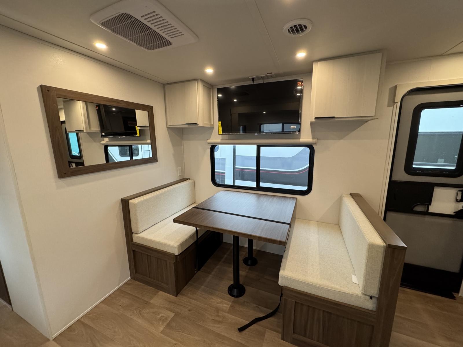2026 Winnebago 2026 Winnebago Access - thumbnail 9
